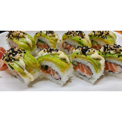Avocado salmon sushi rolls...